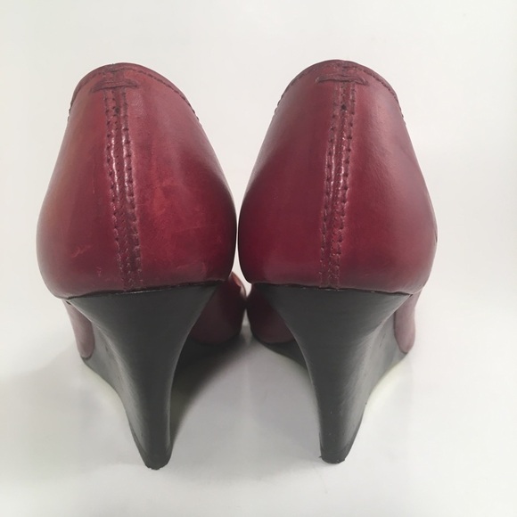 Leopoldo Giordano Red Leather Wedge Heels - Picture 3 of 8